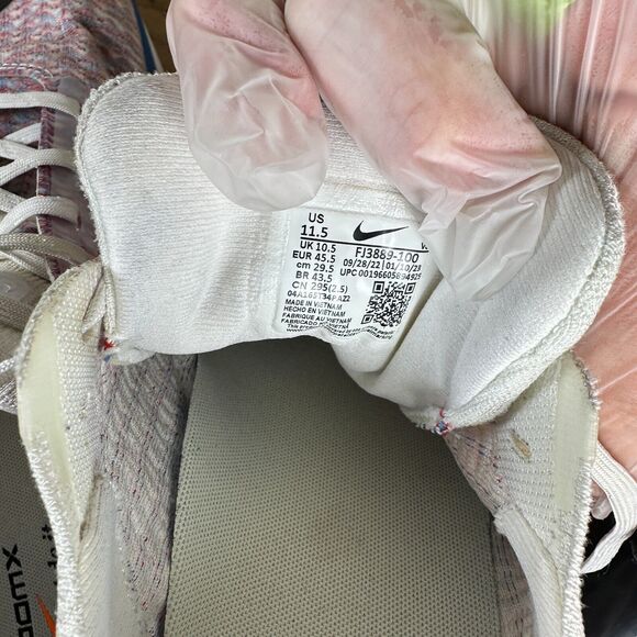 Nike Zoom X Invincible Run Flyknit 3 White Red Shoe Men's Size 11.5 FJ3889-100 - Picture 10 of 10